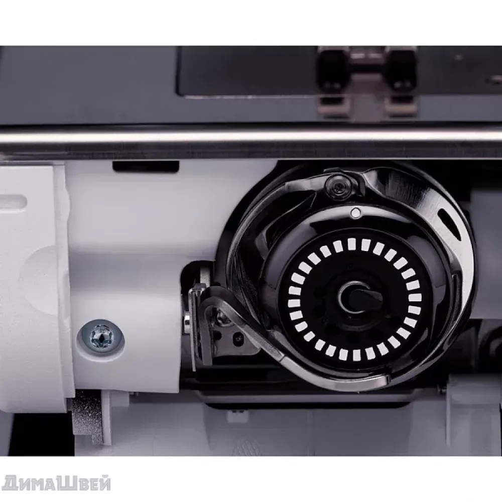 Швейная машина Bernina 880 PLUS