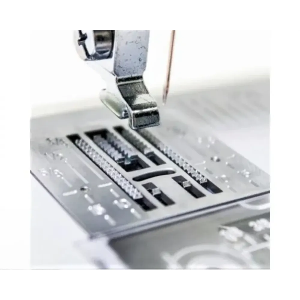 Швейная машина Janome Quality Fashion 7900