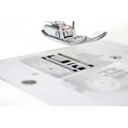 Швейная машина Janome EL-150